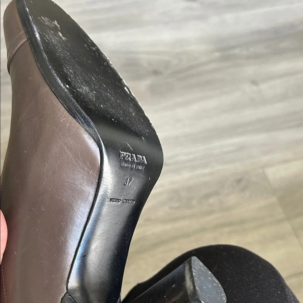 Prada chic dark